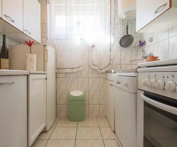Nena Apartman *